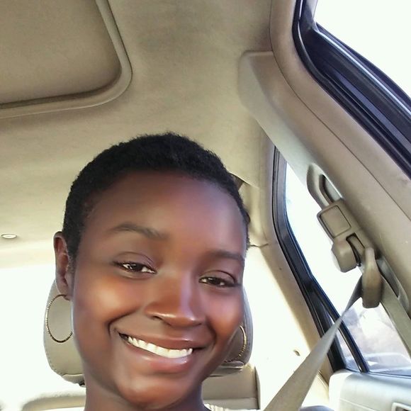 Meet your Posher, Eboni - Picture 1 of 1